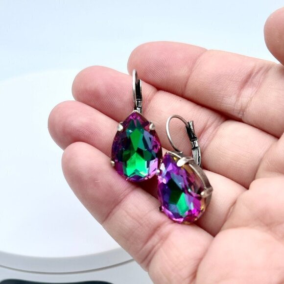 Pear Heliotrope Dangle Earrings 18x13mm - Handmade - Picture 7 of 9